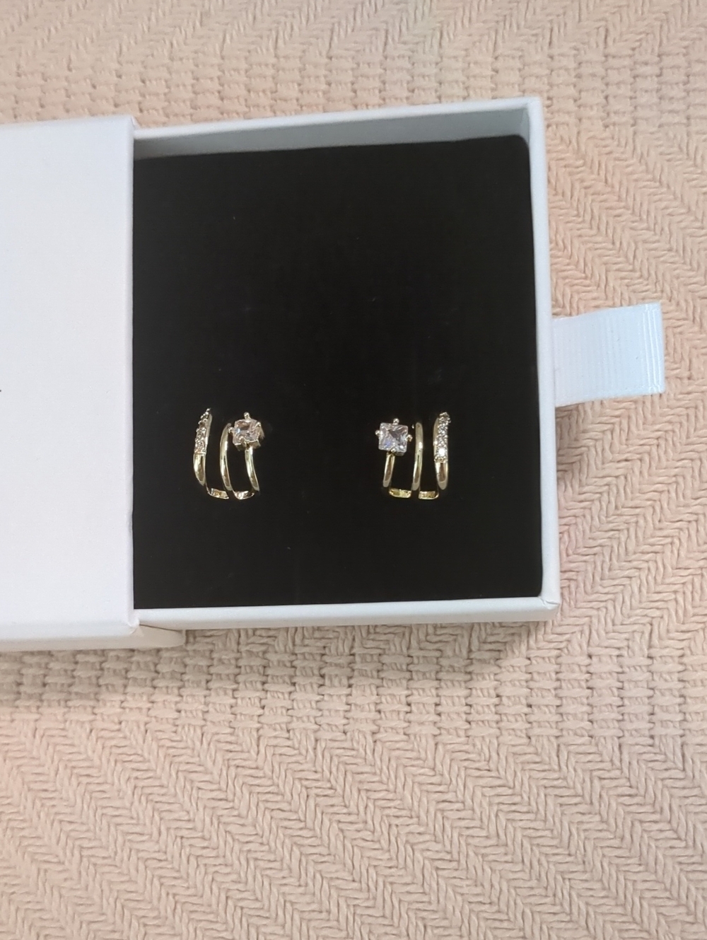 Pierced Earrings